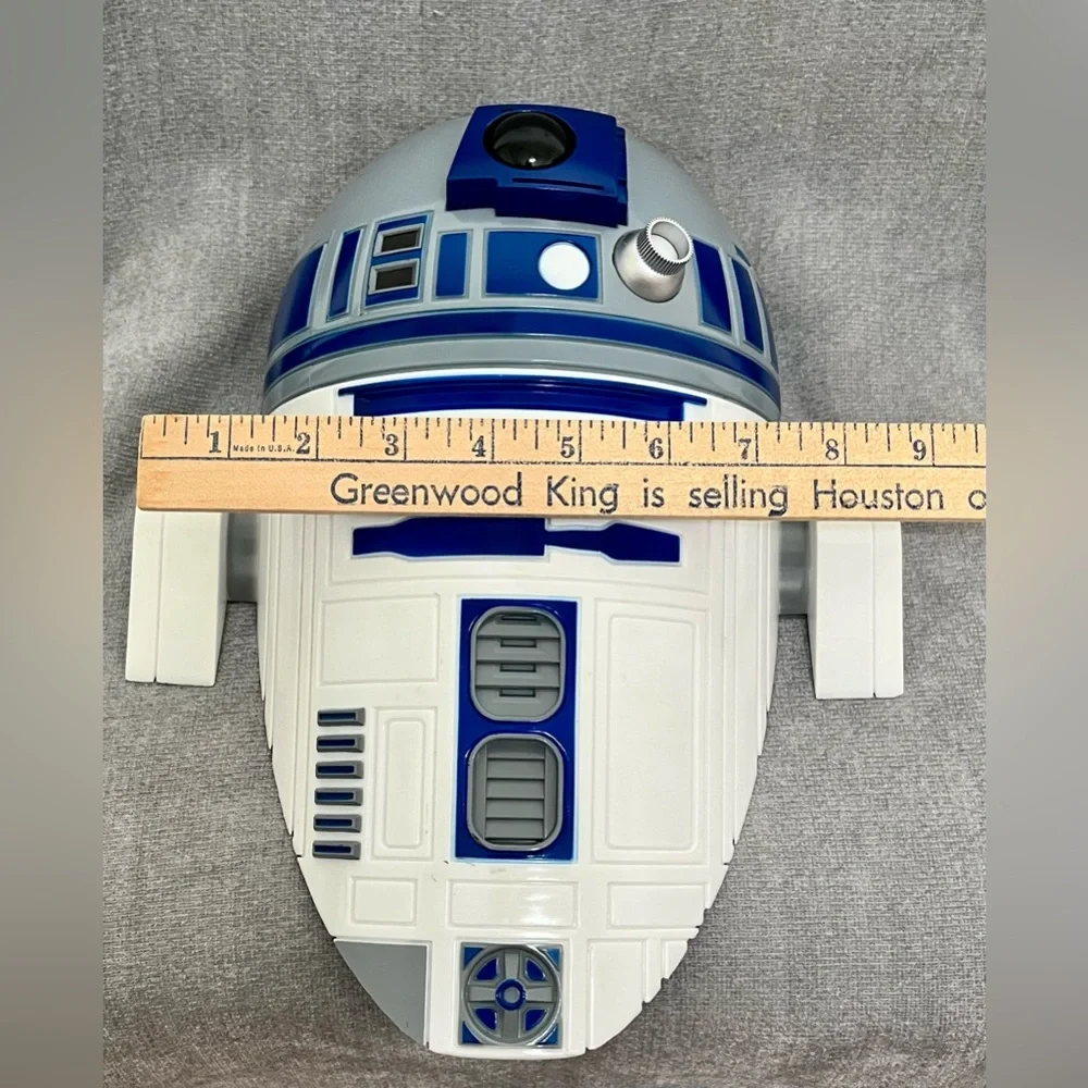 Star Wars R2-D2 LED‎ Wall Mount Night Light Room Decor